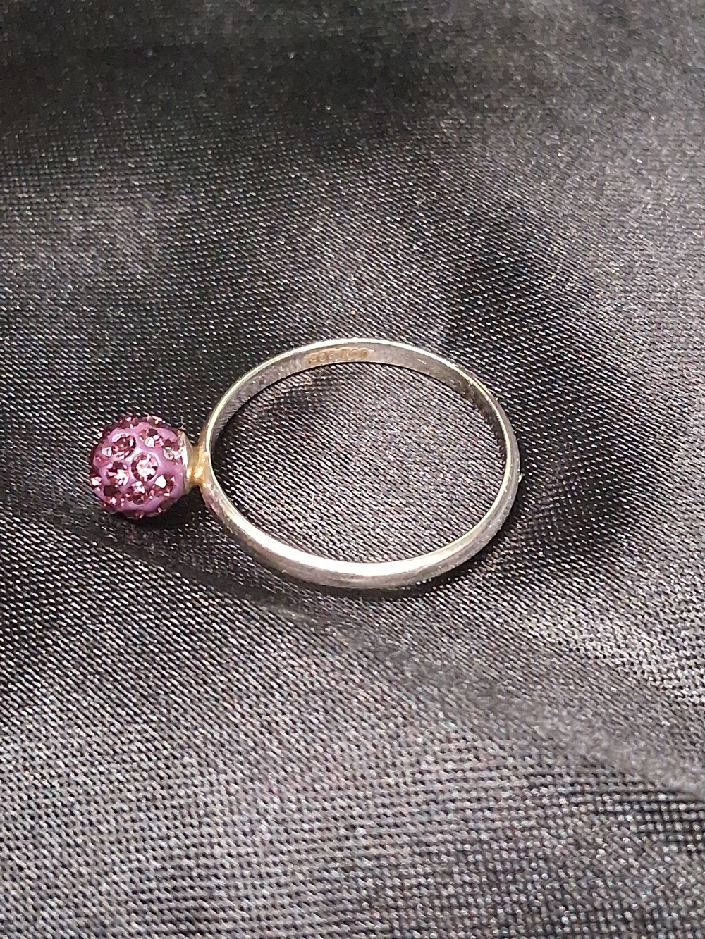 P12. 925 Sterling Silver JCM Purple Sparkle Cubic Zirconia Ring In SIZE 7 - Picture 4 of 7